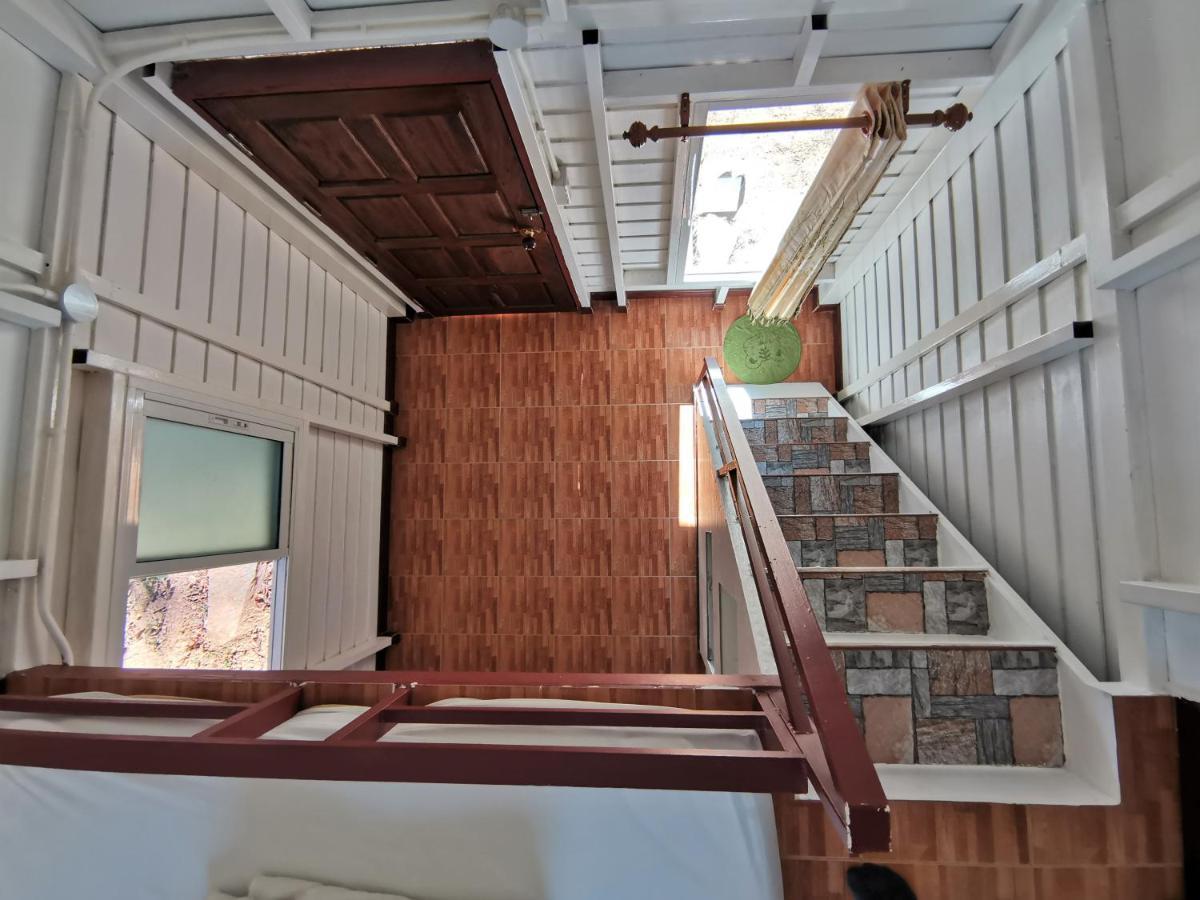 Phuhaya Bamboo Bungalows เกาะลันตา ภายนอก รูปภาพ