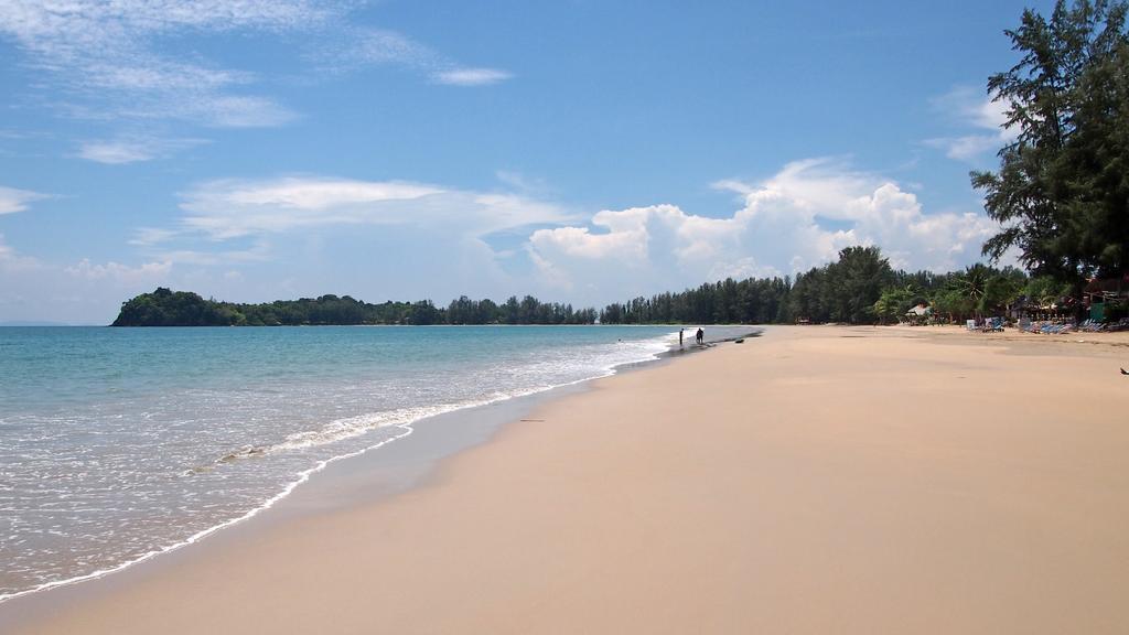 Phuhaya Bamboo Bungalows เกาะลันตา ภายนอก รูปภาพ